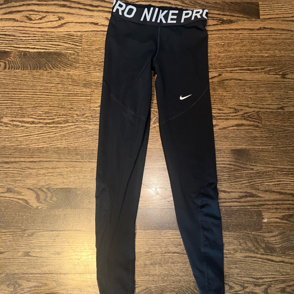 Nike women’s  Black Leggings